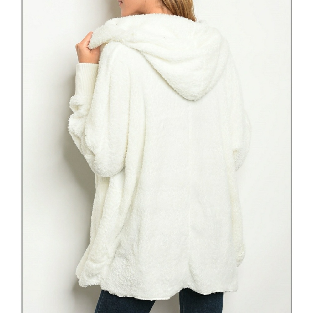LAST ONE! Super Plush Hoodie in Off White - Picture 3 of 6